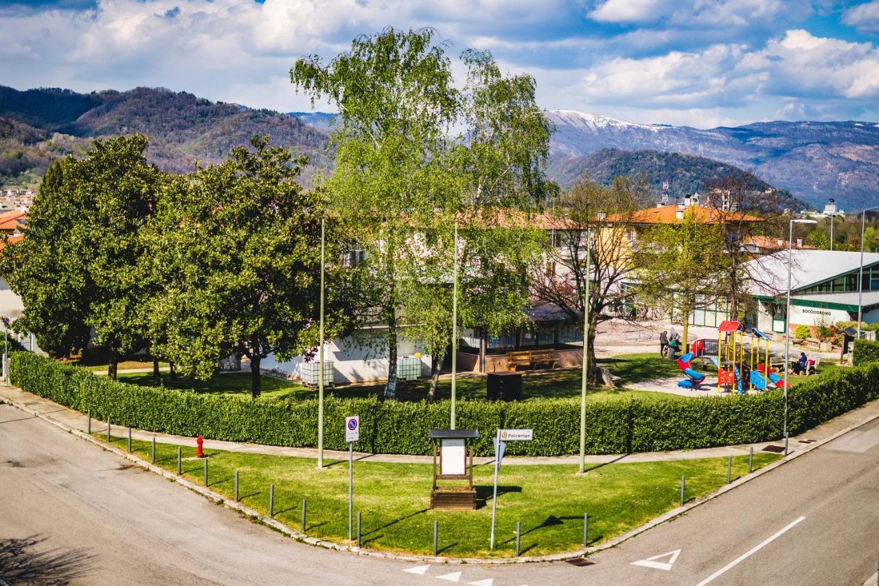 Appartamento Borgo Peschiere Maniago Exteriér fotografie